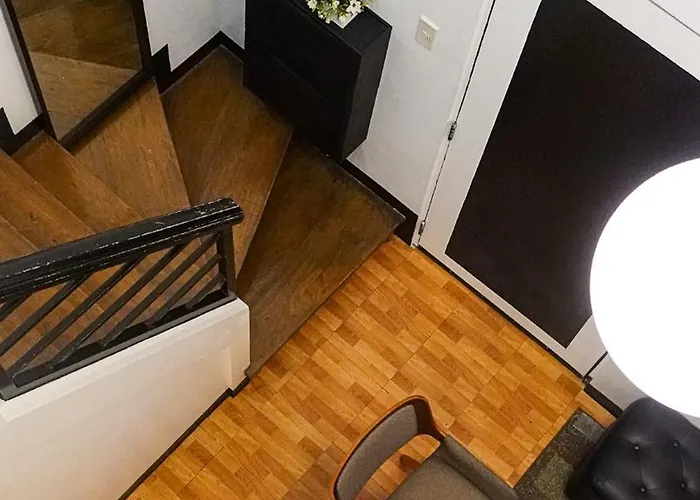 Apartment Couple Beside Mrt Boni & Sm Light Mall