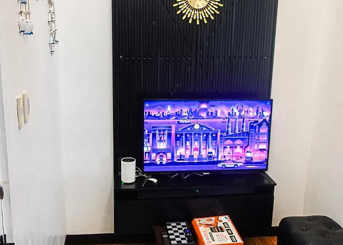Apartment Couple Beside Mrt Boni & Sm Light Mall *
