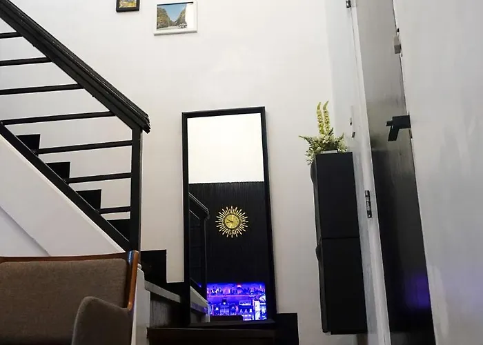 Apartment Couple Beside Mrt Boni & Sm Light Mall *
